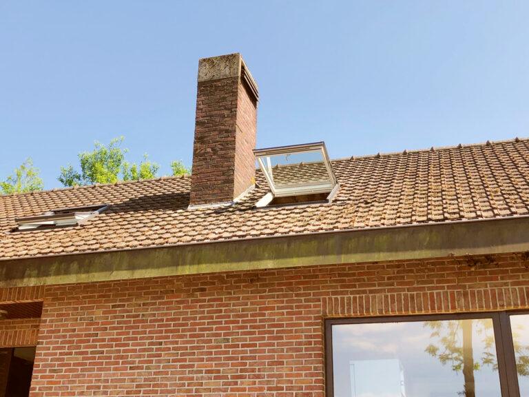 De Dakvensterinstallateur: Replacing old roof windows with new models